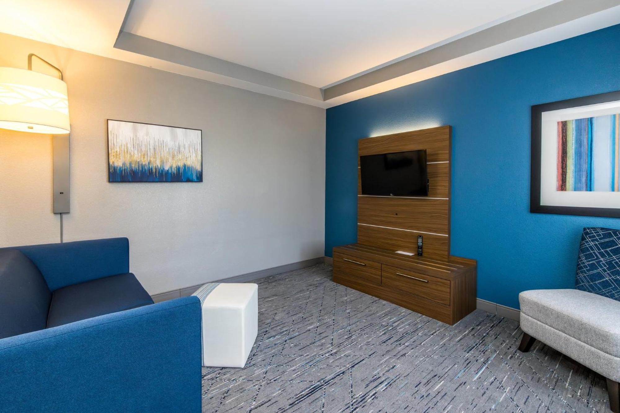Holiday Inn Express & Suites Downtown Louisville By Ihg Buitenkant foto